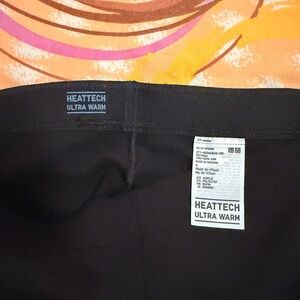 Uniqlo Black Heattech Ultra Warm Leggings